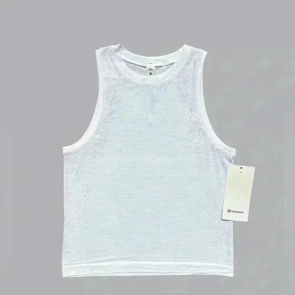 Lululemon🍋 Train to  be tank - Picture 1 of 3